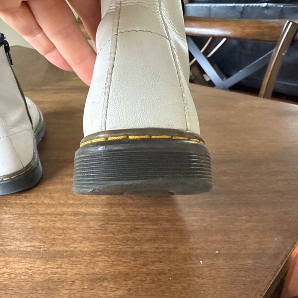 Dr. Martens 1460 J Combat White Boots Youth Size US 7, EU 38 - Picture 5 of 7